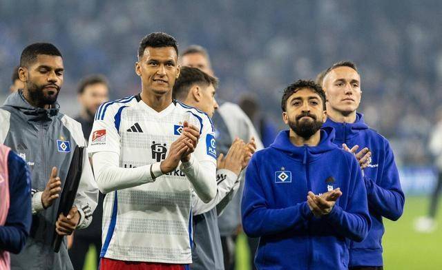 德甲真不讲理！汉堡开局3战0胜，对阵拜仁惨吞5弹，提前陷入保级泥潭